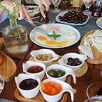 Hotel Defne Bag Evi Bozcaada