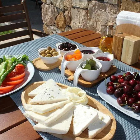 Defne Bag Evi Hotell 2*