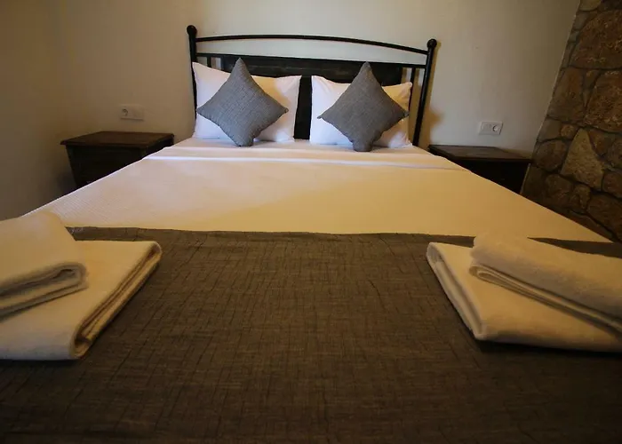 Hotel Defne Bag Evi Bozcaada