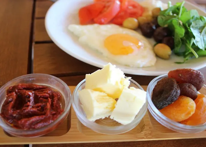 Hotel Defne Bag Evi Bozcaada